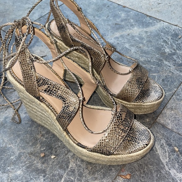 Aldo Tan Wedge size 7.5 - Picture 3 of 7